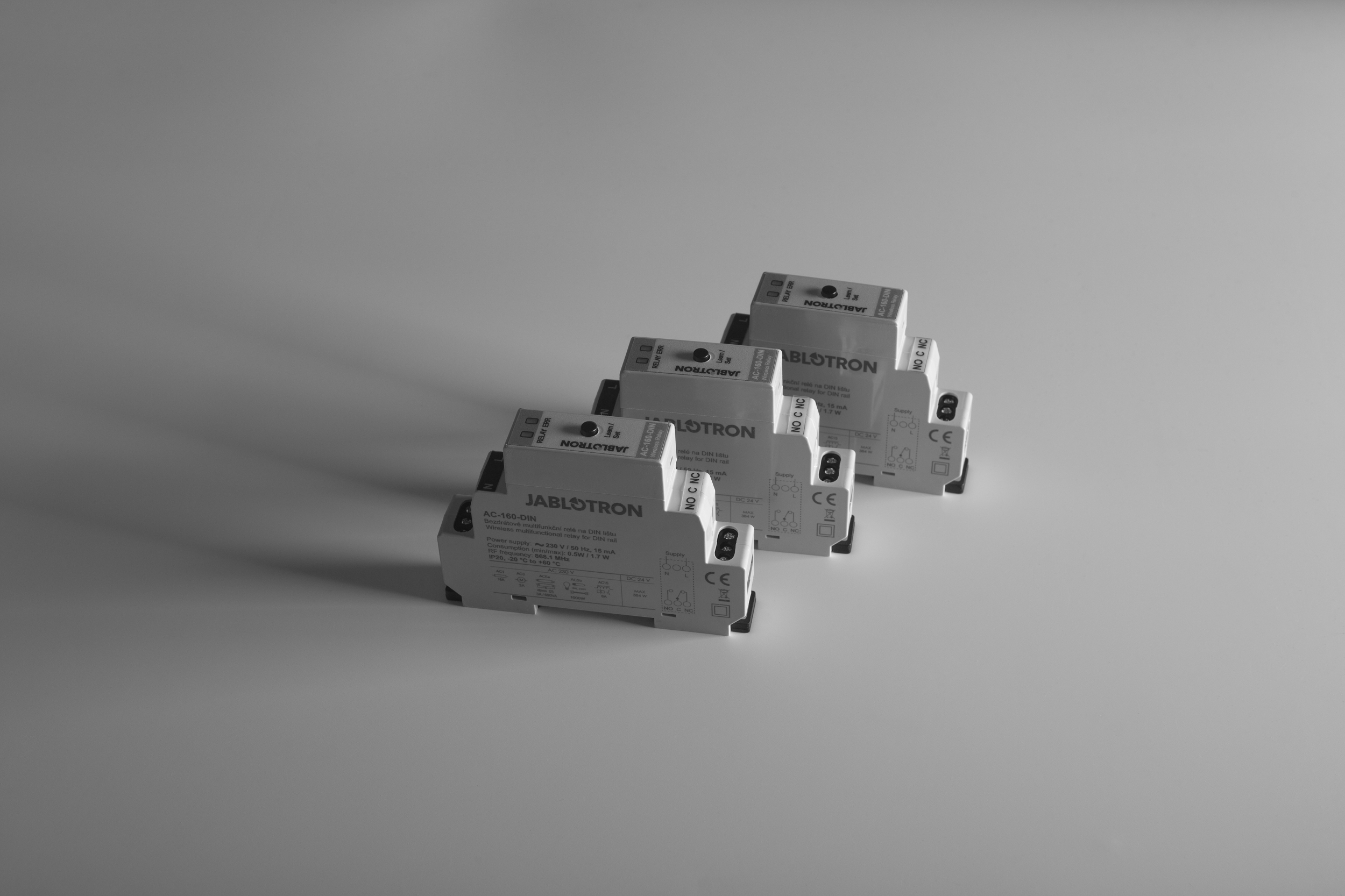 Jablotron AC-160-DIN Drahtloses Multifunktionsrelais für die DIN-Schienenmontage Jablotron AC-160-DIN Drahtloses Multifunktionsrelais für die DIN-Schienenmontage | EPS