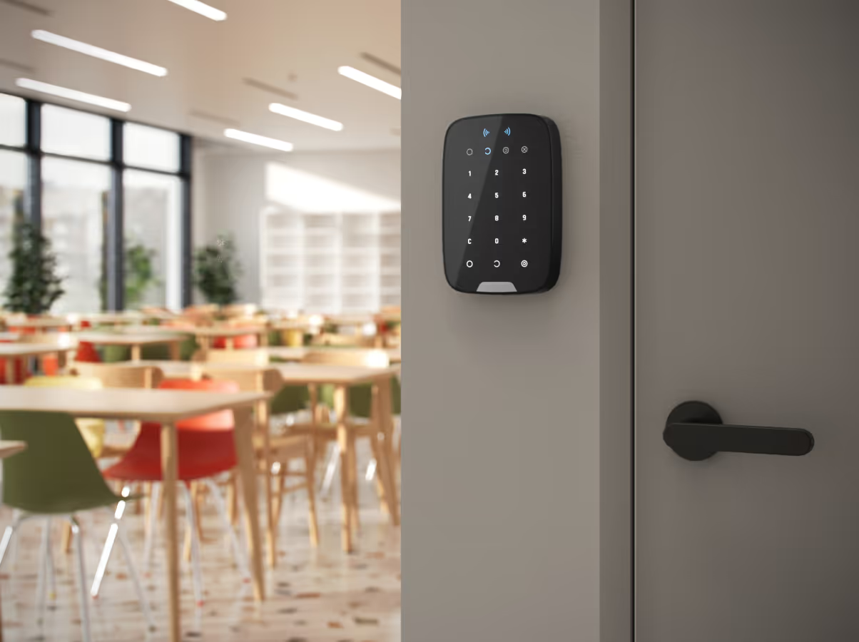 Superior KeyPad Plus Jeweller Schwarz Superior KeyPad Plus Jeweller Schwarz