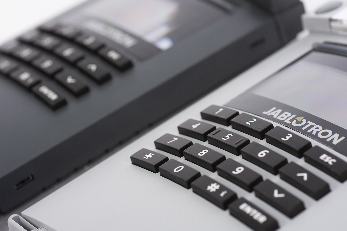 JA-154E-AN_new_Colour.png JA-154E-GR Drahtloses Zugangsmodul mit Display, Tastatur und RFID - grau