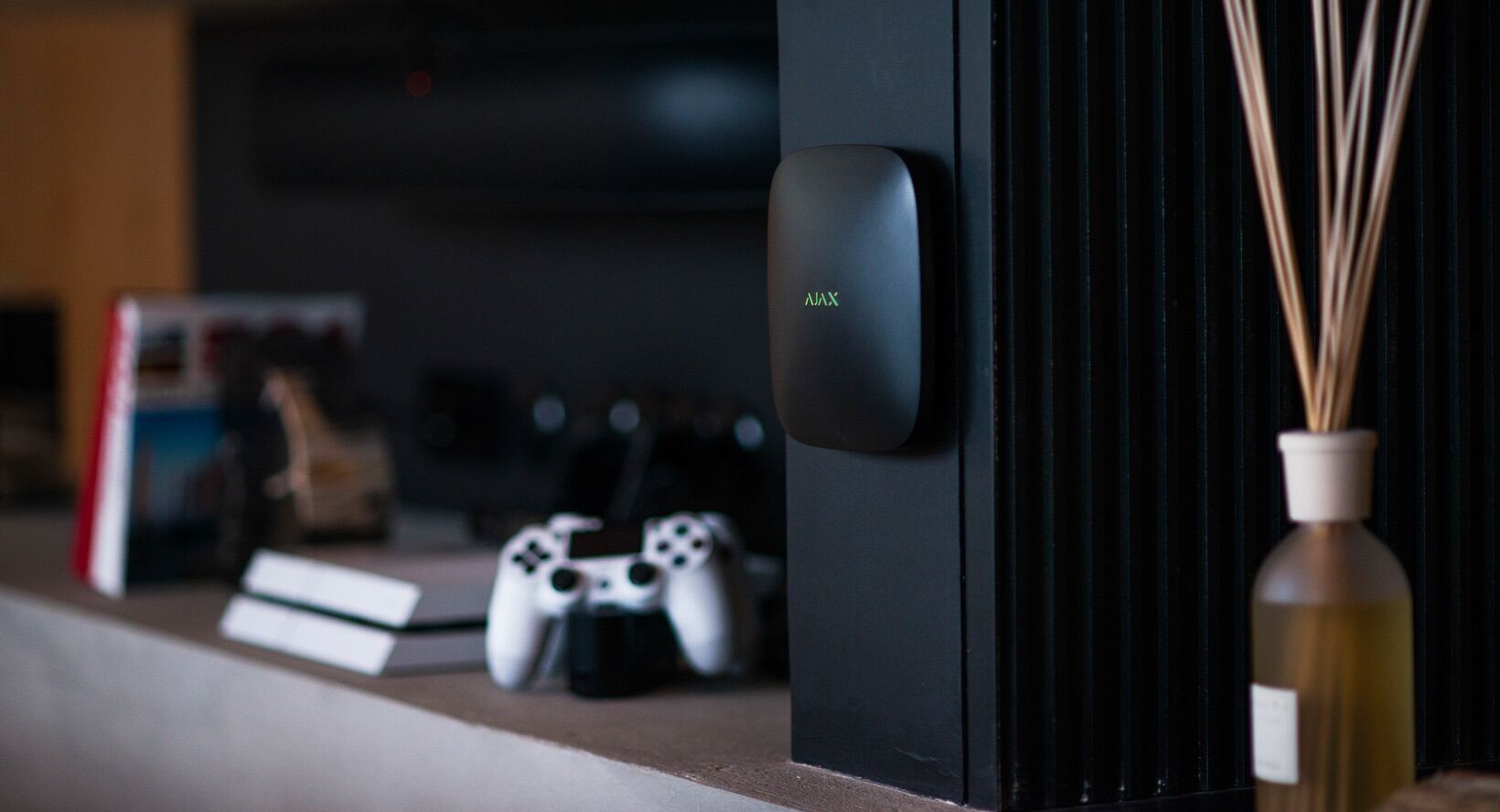 Ajax Hub (2G) Jeweller Schwarz | EPS